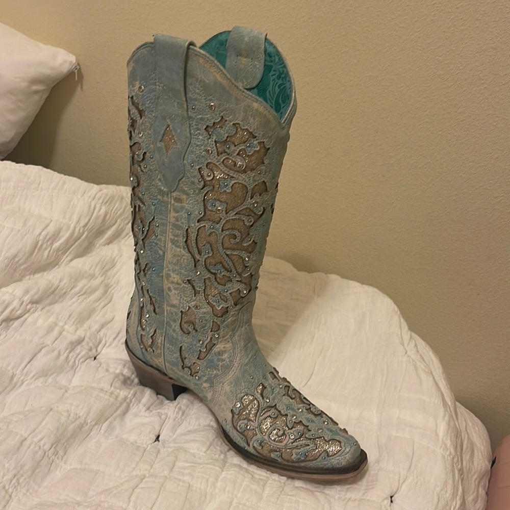Womens corral boots size 9